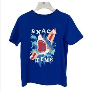 Sale🎈Gap Kids Blue Surfing Shark Organic Cotton Graphic T-shirt Boys Kids small